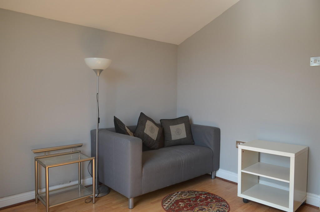 Buy or rent a property | The Warren, London E12 5HY