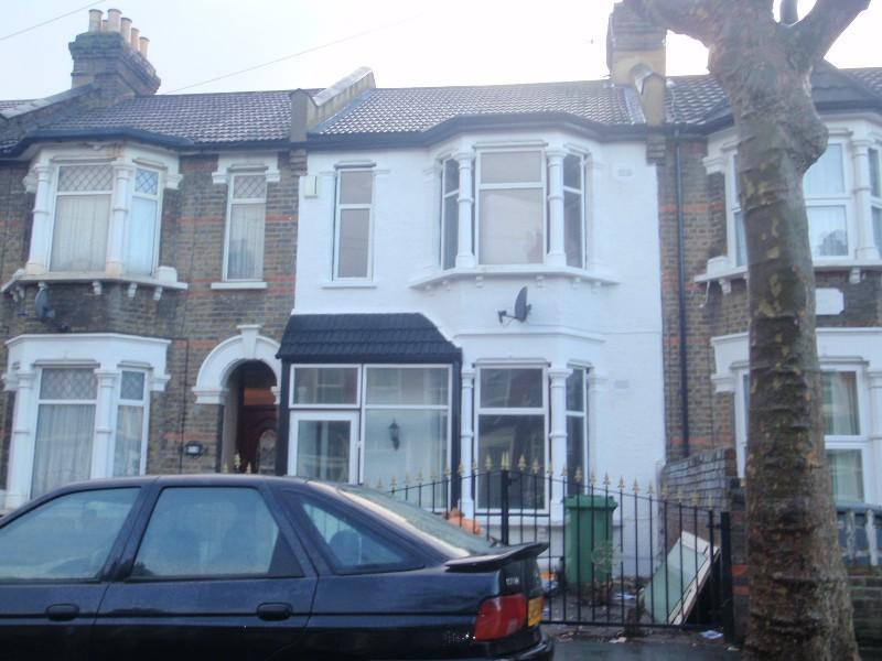 Buy or rent a property | Dersingham Avenue, London E12 6HW