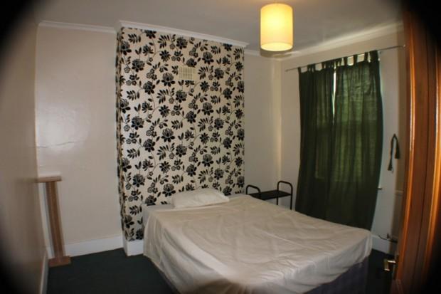 Buy or rent a property | Fentons Avenue, London E13 0AX
