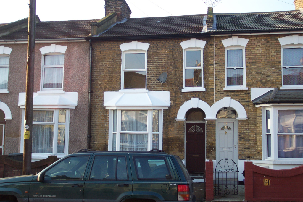 Buy or rent a property | Edinburgh Road, London E13 0BH