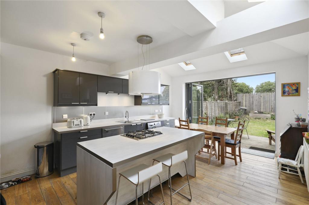 Buy or rent a property | Edinburgh Road, London E13 0BH