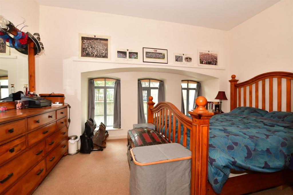 Buy or rent a property | Greengate Street, London E13 0BN