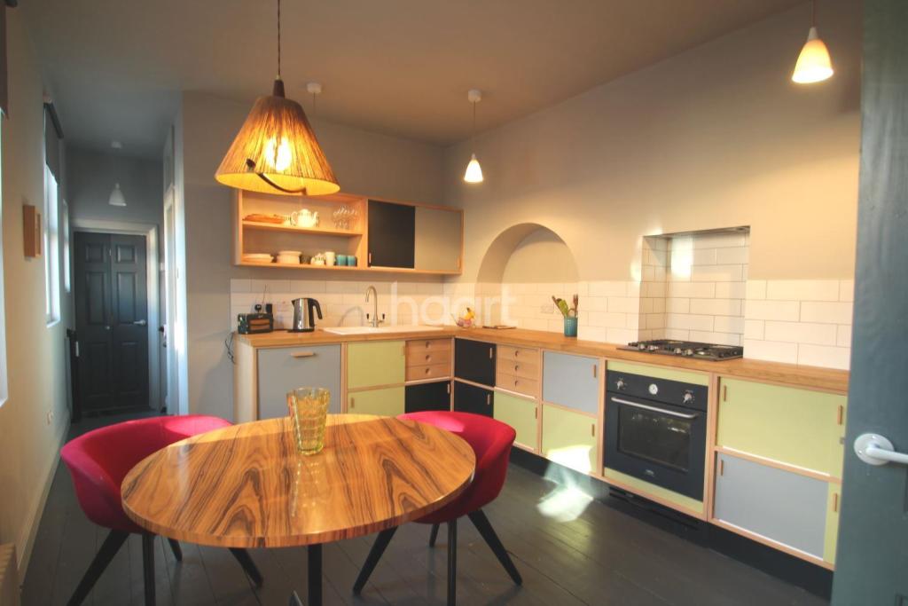 Buy or rent a property | Emma Road, London E13 0DS