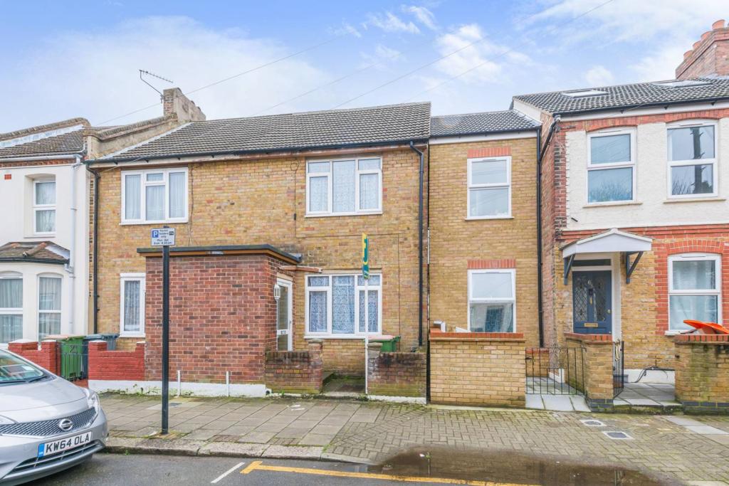 Buy or rent a property | Salmen Road, London E13 0DT