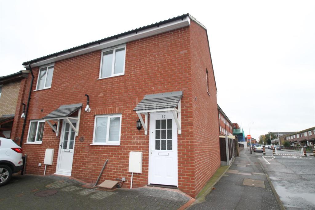 Buy or rent a property | Turnstone Close, London E13 0HW