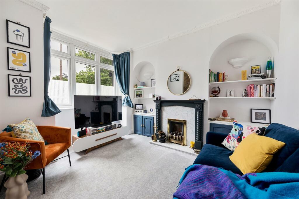 Buy or rent a property | Valetta Grove, London E13 0JR