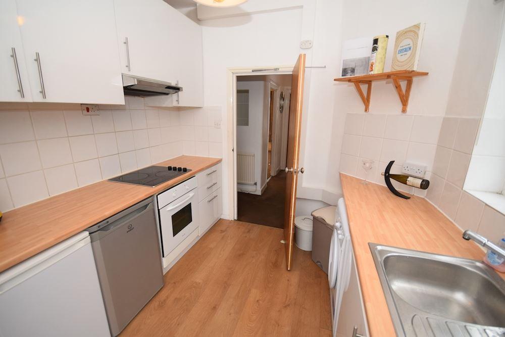 Buy or rent a property | Selwyn Road, London E13 0PY