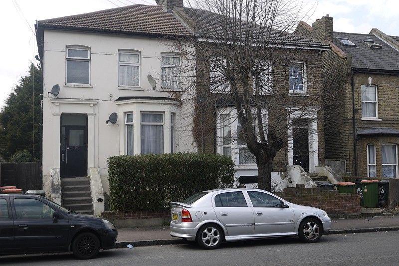 Buy or rent a property | Selwyn Road, London E13 0PY