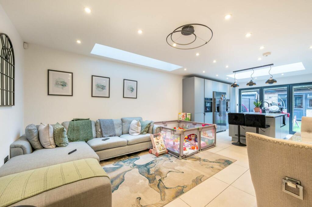 Buy or rent a property | Claude Road, London E13 0QB