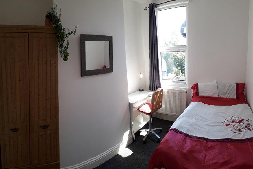 Buy or rent a property | Lawrence Road, London E13 0QD
