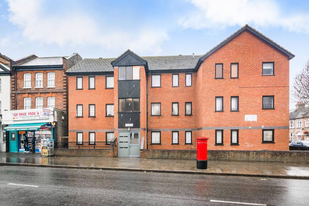 Buy or rent a property | Plashet Road, London E13 0RQ