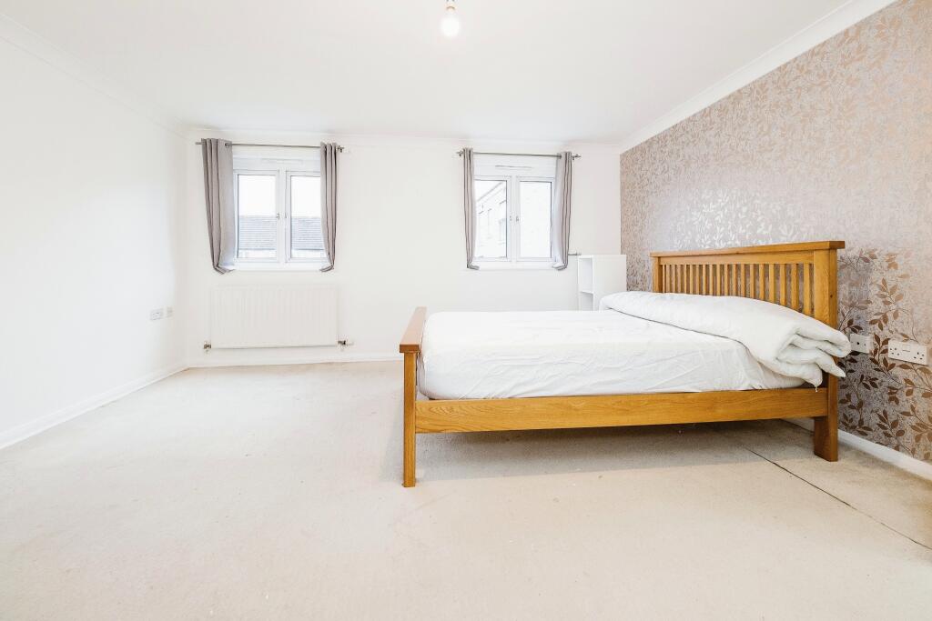 Buy or rent a property | Lacewing Close, London E13 8AD