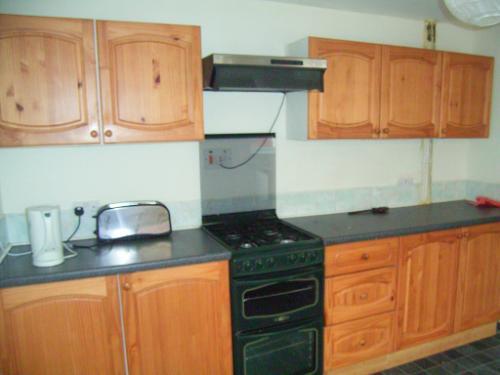 Buy or rent a property | Liddon Road, London E13 8AN