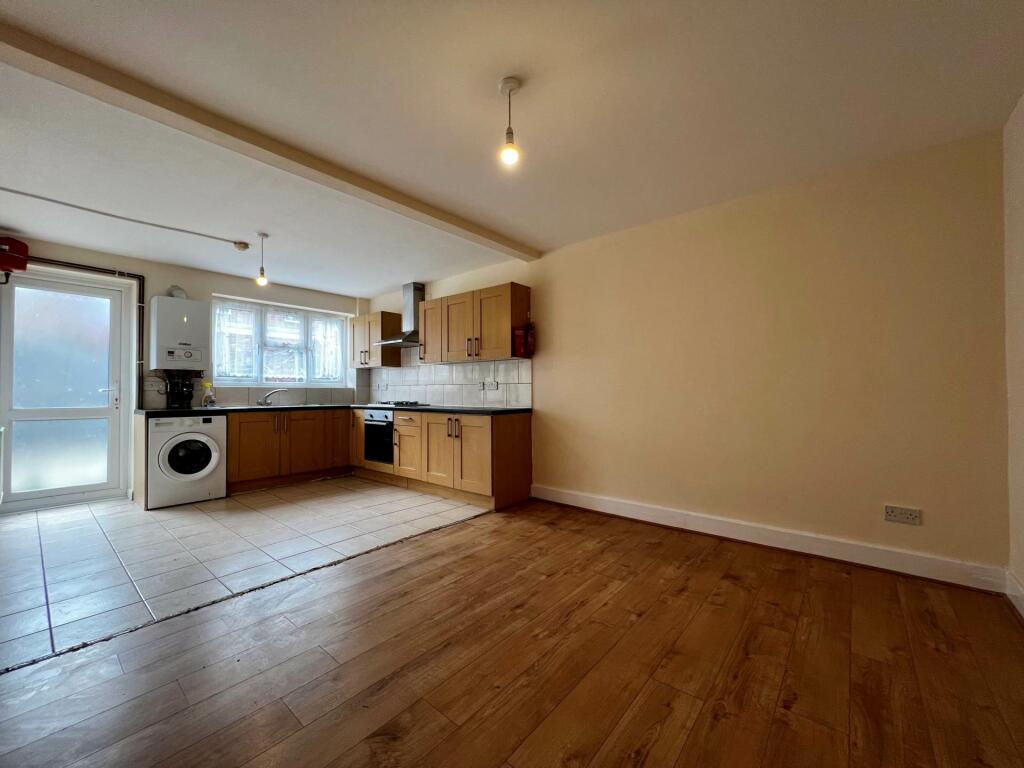 Buy or rent a property | Chesterton Road, London E13 8BA