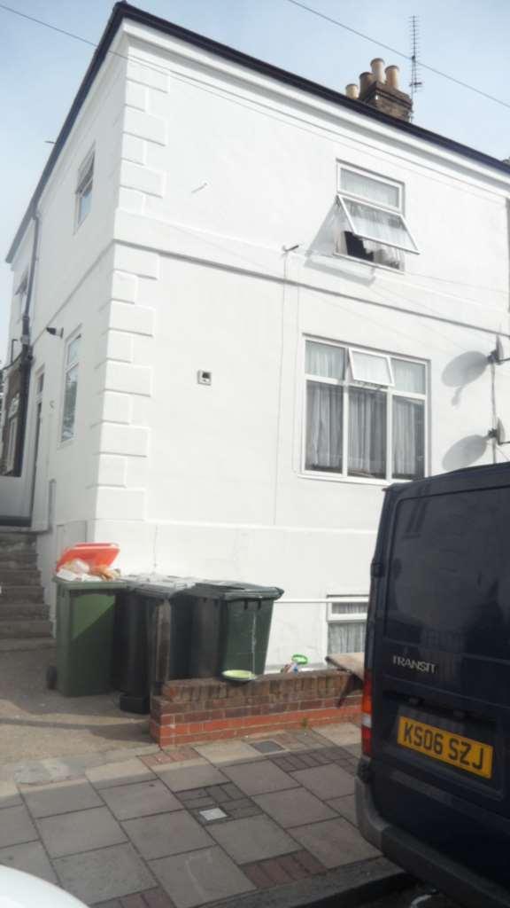 Buy or rent a property | Chesterton Road, London E13 8BD