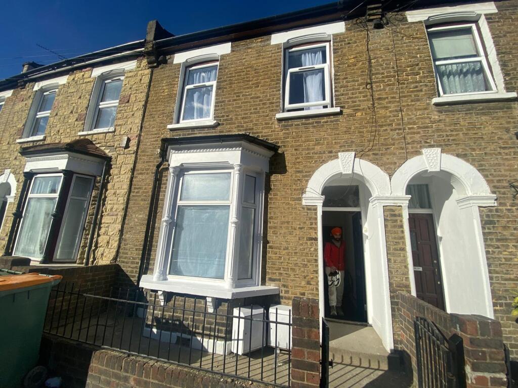 Buy or rent a property | Braemar Road, London E13 8EH