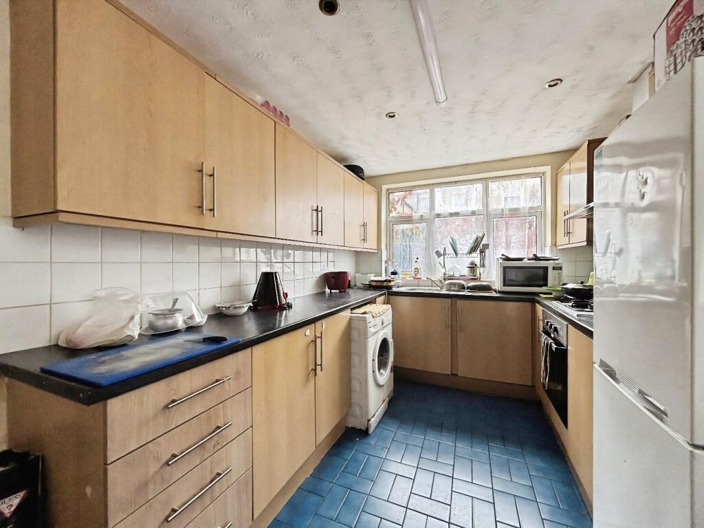 Buy or rent a property | Braemar Road, London E13 8EH