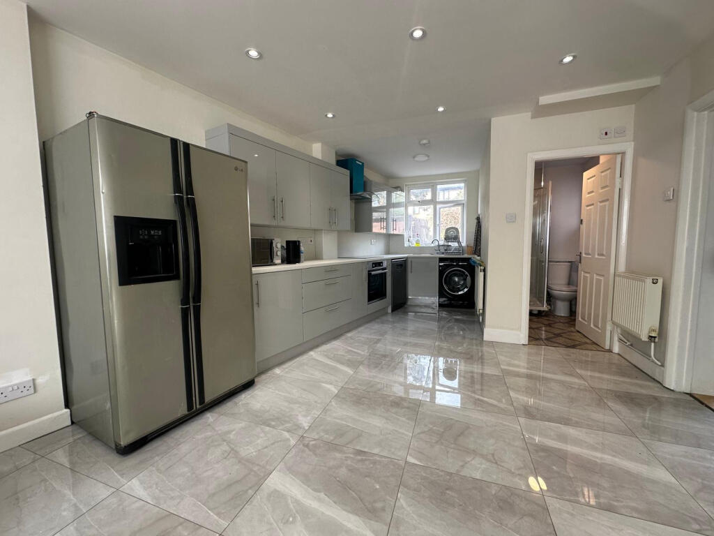 Buy or rent a property | Croydon Road, London E13 8ER