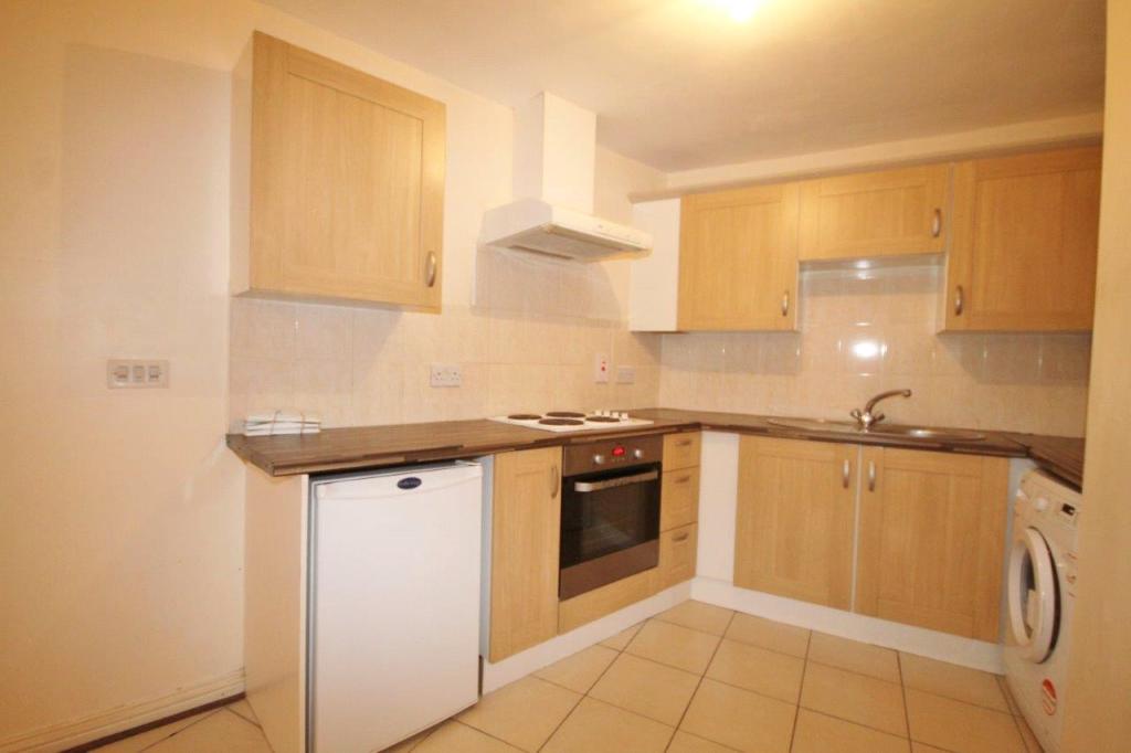 Buy or rent a property | Luton Road, London E13 8HD