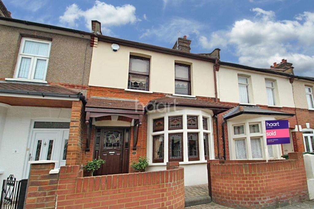 Buy or rent a property | Lincoln Road, London E13 8LP