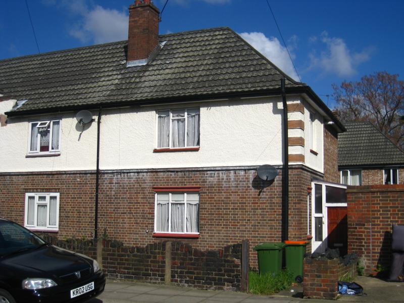 Buy or rent a property | Palmer Road, London E13 8NT
