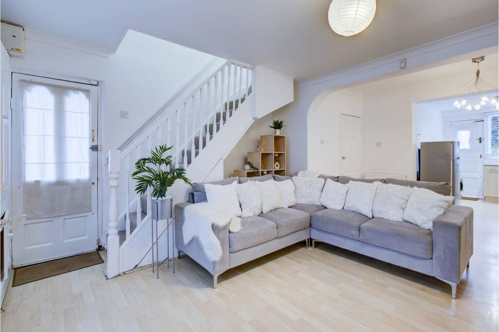 Buy or rent a property | Egham Road, London E13 8PD
