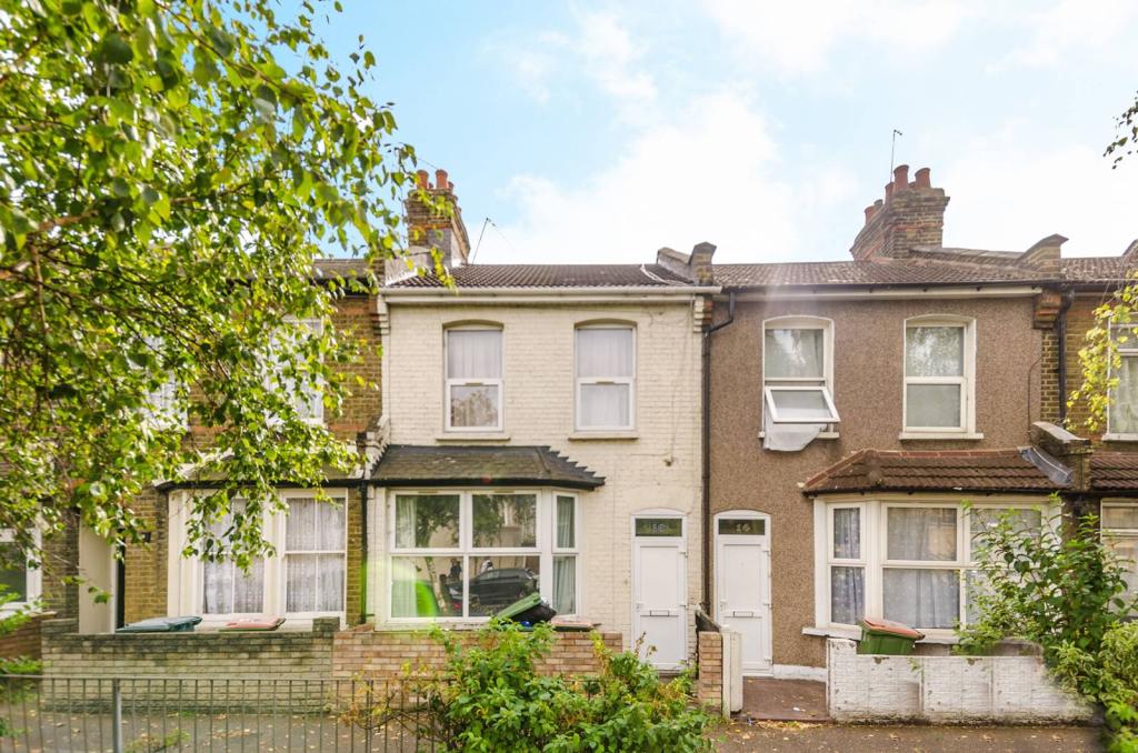 Buy or rent a property | Glen Road, London E13 8RU