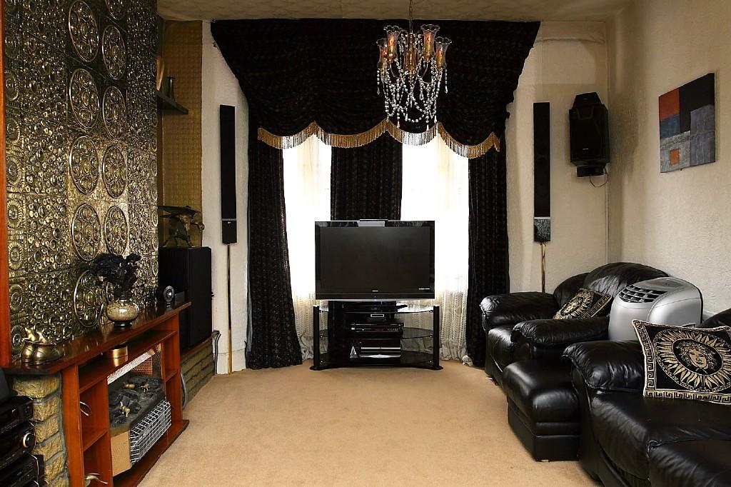 Buy or rent a property | Prince Regent Lane, London E13 8RW