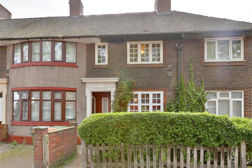 Buy or rent a property | Prince Regent Lane, London E13 8SE