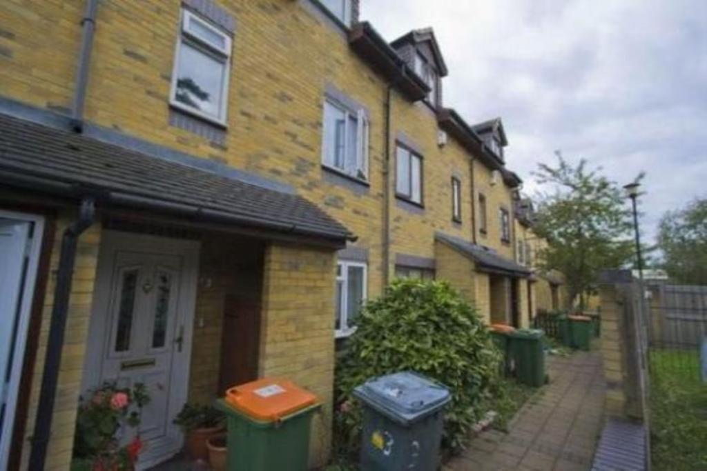 Buy or rent a property | Larch Close, London E13 8SF