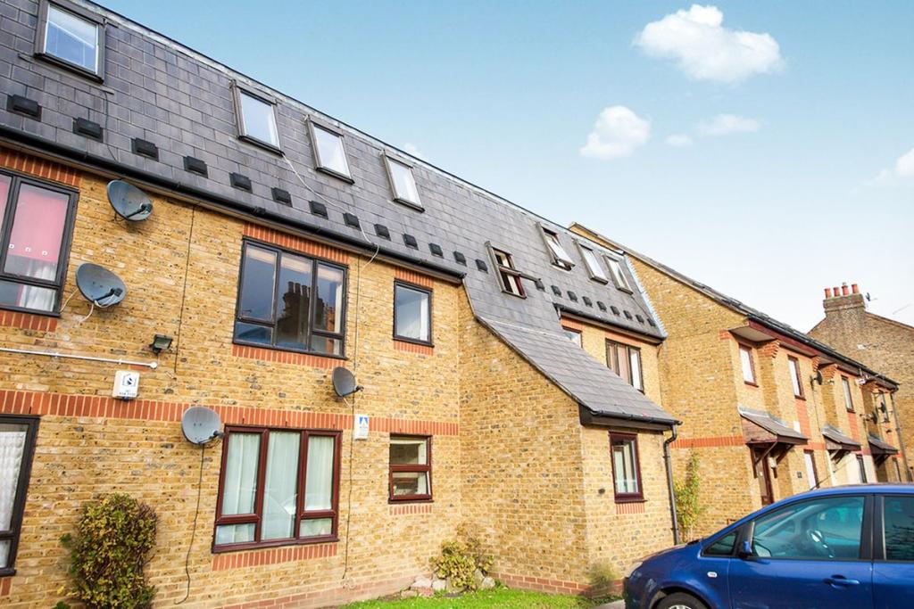 Buy or rent a property | Orwell Road, London E13 9DH