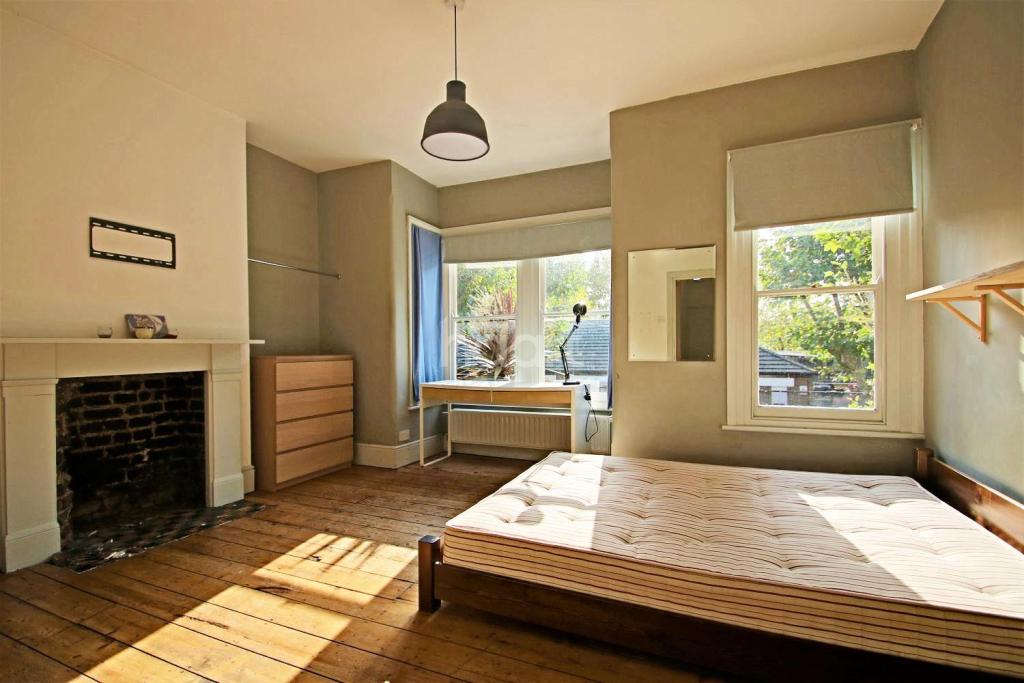 Buy or rent a property | Orwell Road, London E13 9DH