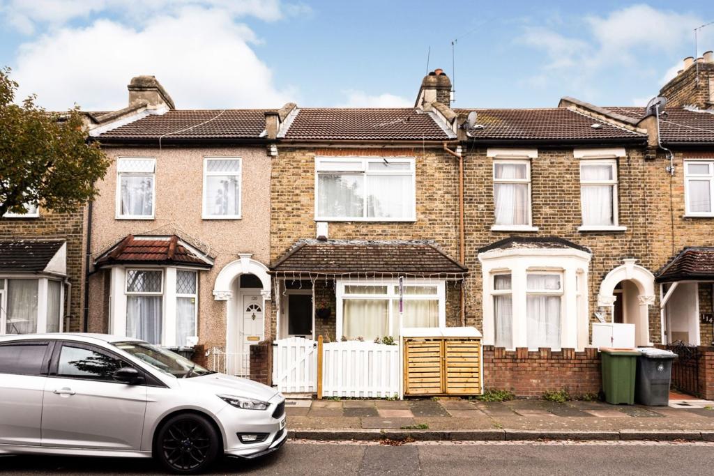 Buy or rent a property | Hollybush Street, London E13 9EB