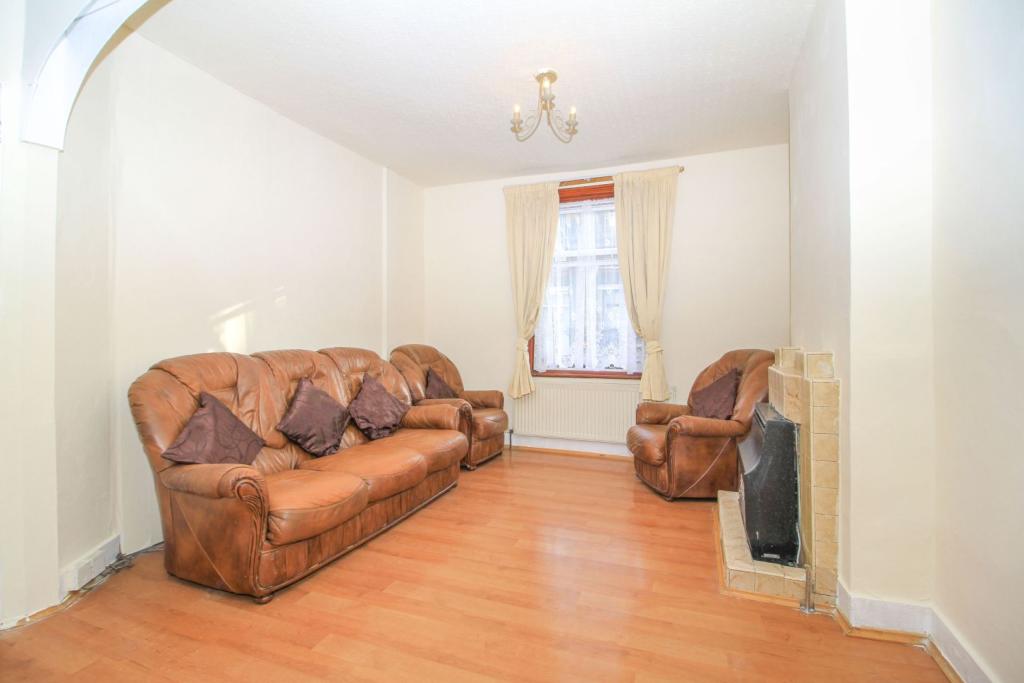Buy or rent a property | Davis Street, London E13 9EE