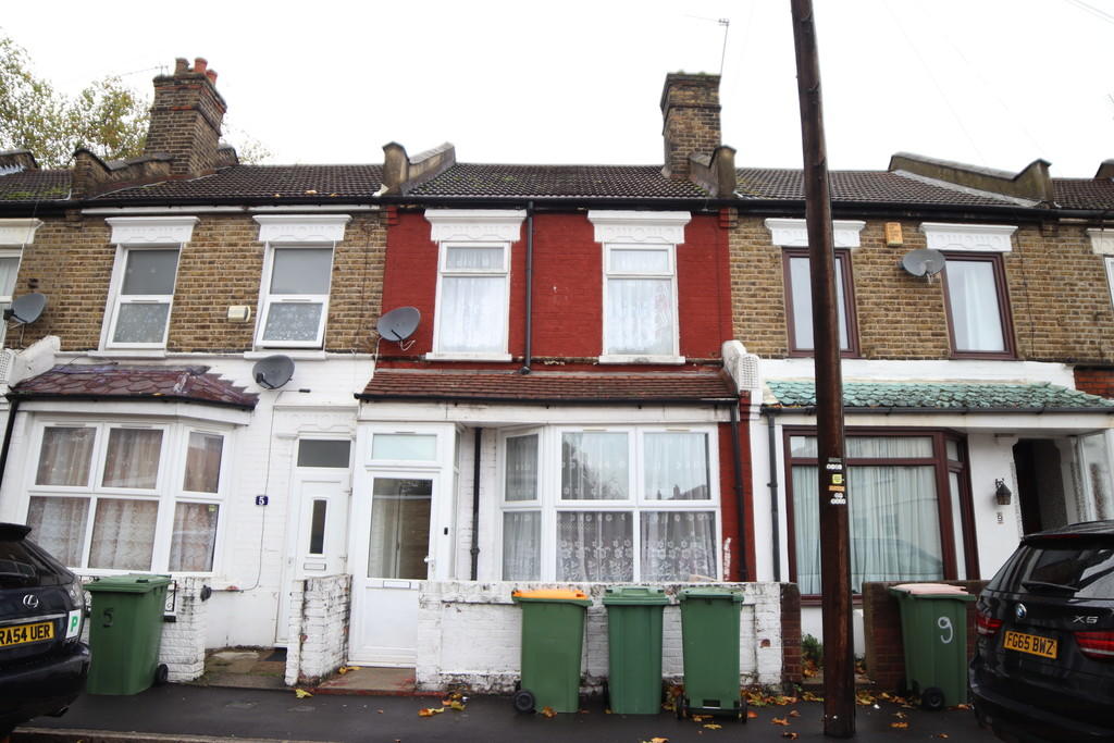 Buy or rent a property | Pragel Mews, London E13 9EG