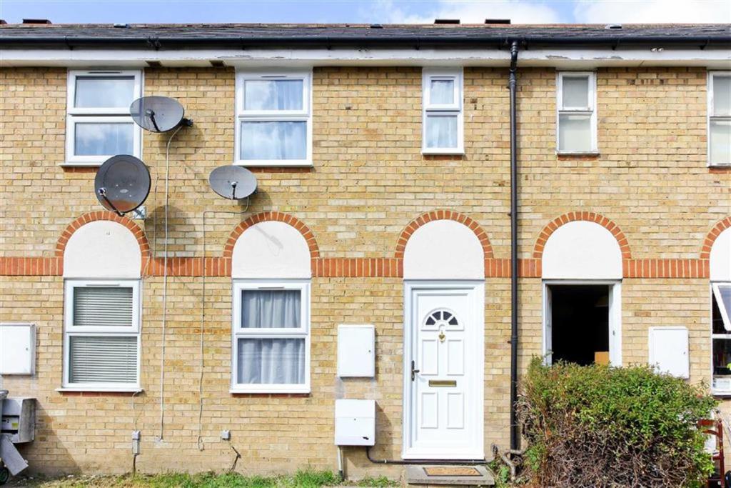 Buy or rent a property | Elgar Close, London E13 9EW