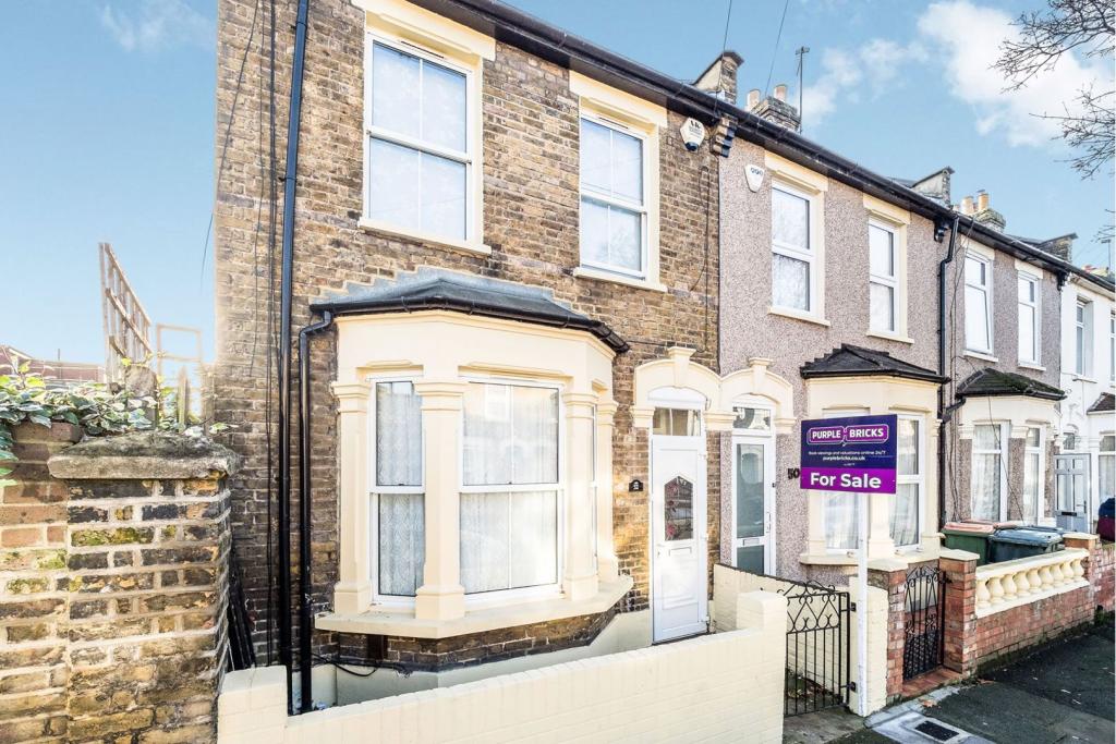 Buy or rent a property | Glasgow Road, London E13 9HP
