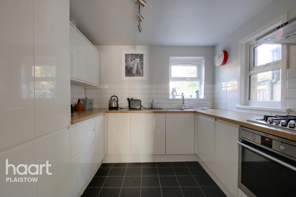 Buy or rent a property | Glasgow Road, London E13 9HW