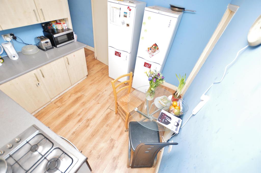 Buy or rent a property | Waghorn Road, London E13 9JG