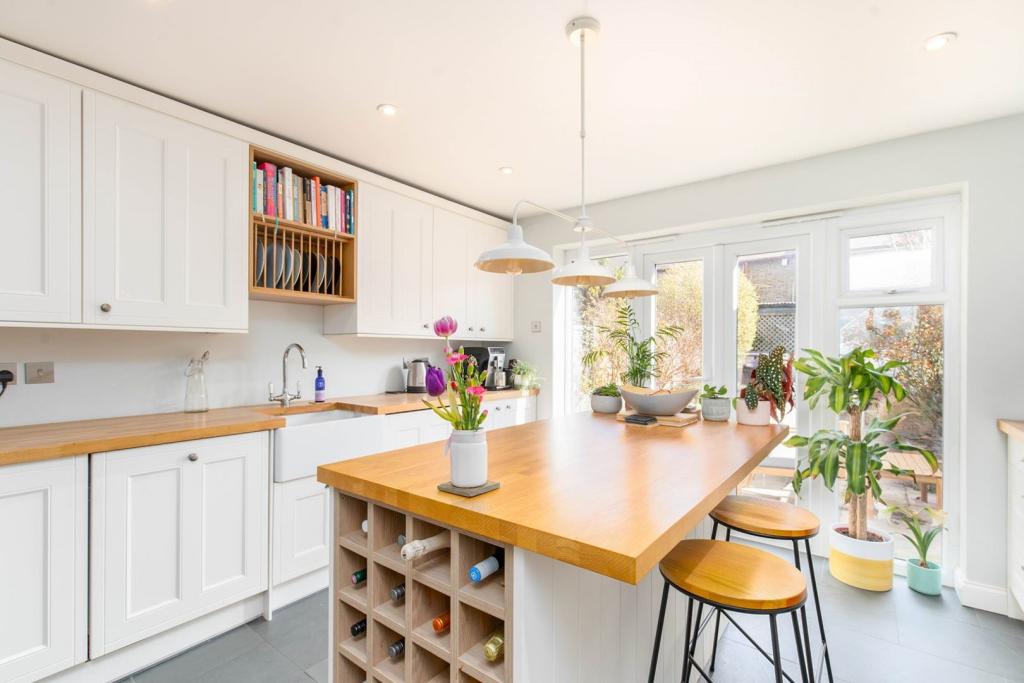 Buy or rent a property | Jedburgh Road, London E13 9LG
