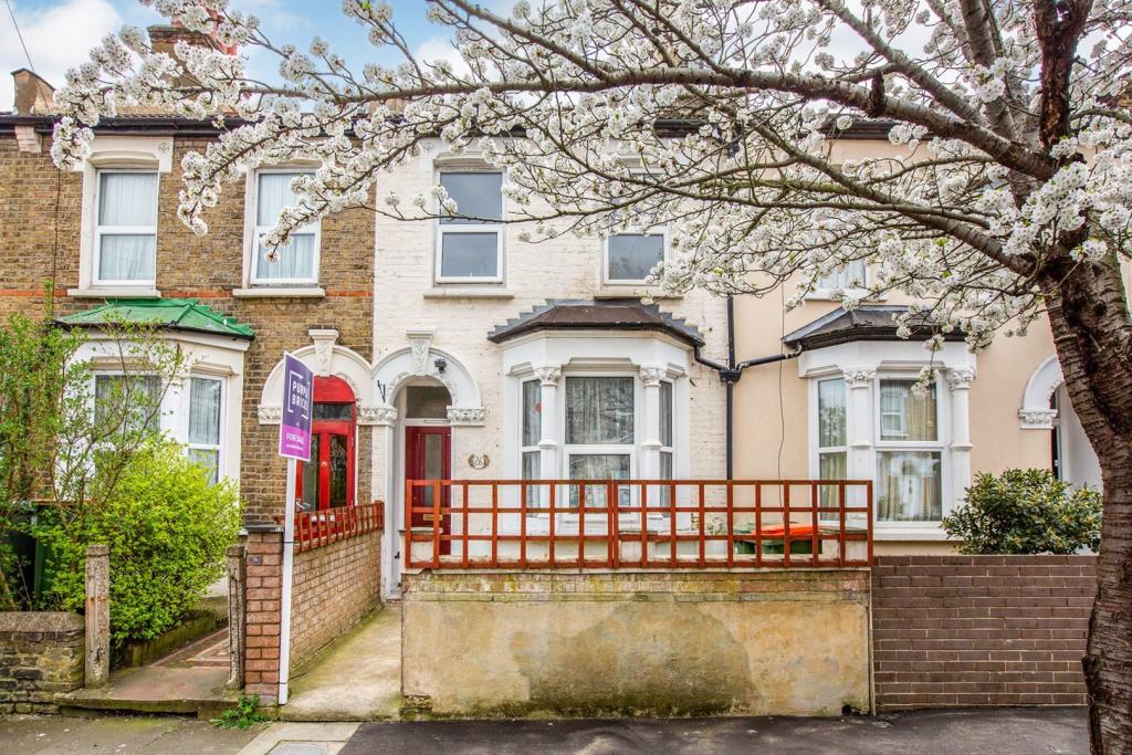 Buy or rent a property | Kingsland Road, London E13 9PA