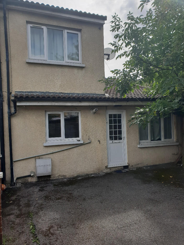 Buy or rent a property | Boundary Road, London E13 9PS
