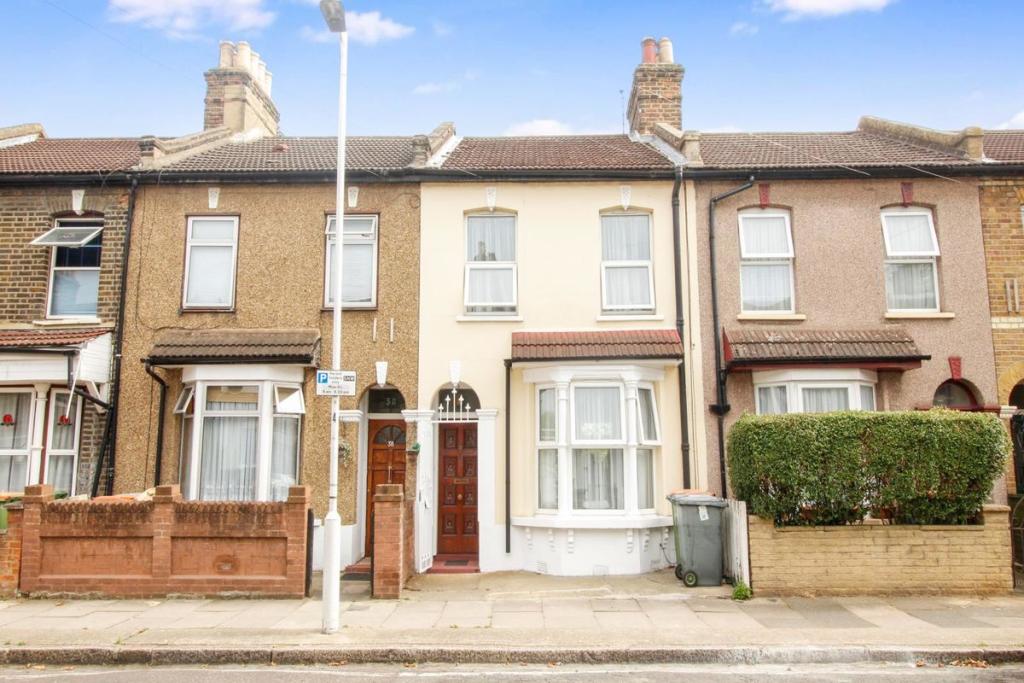 Buy or rent a property | Colegrave Road, London E15 1ED