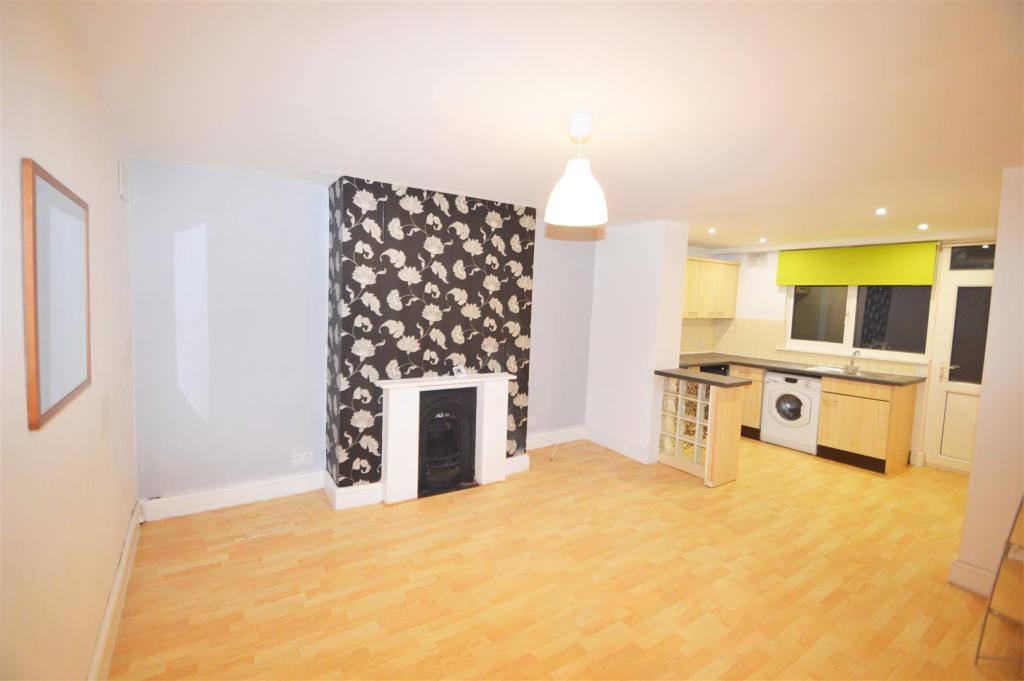 Buy or rent a property | Bond Street, London E15 1LT