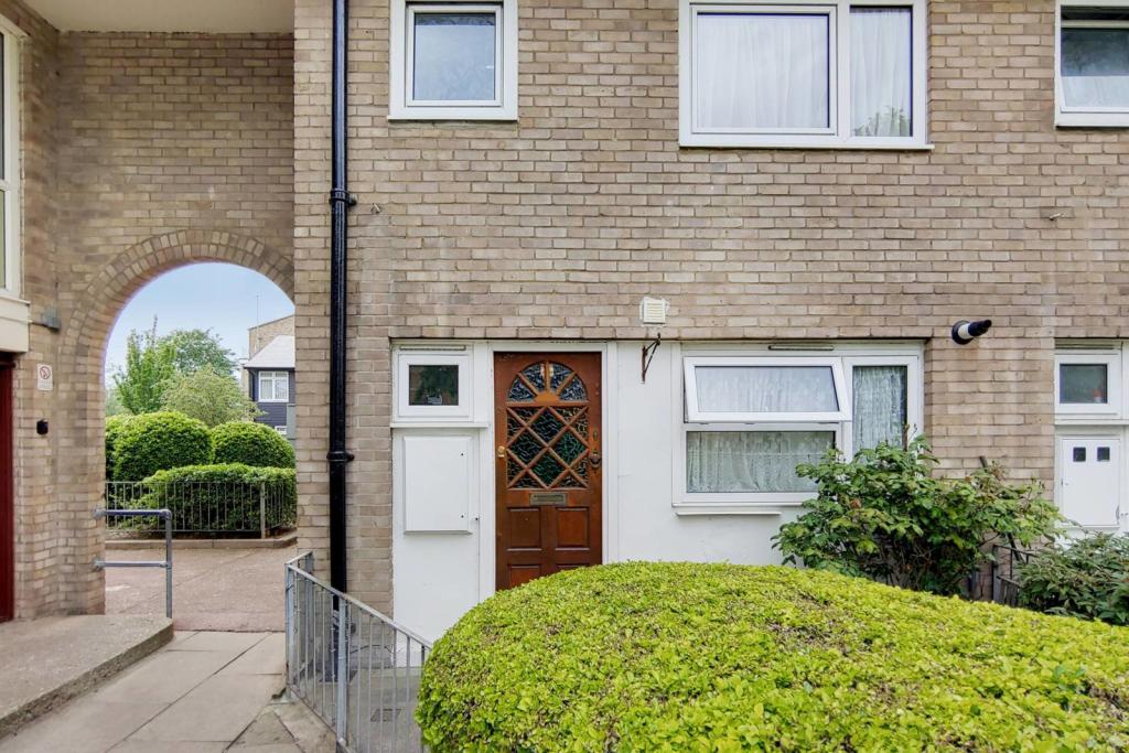 Buy or rent a property | Chatsworth Road, London E15 1QZ