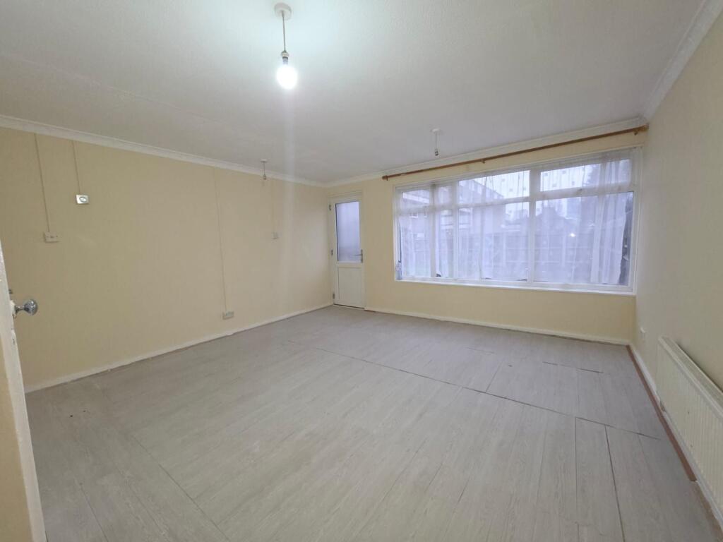 Buy or rent a property | Chatsworth Road, London E15 1RE