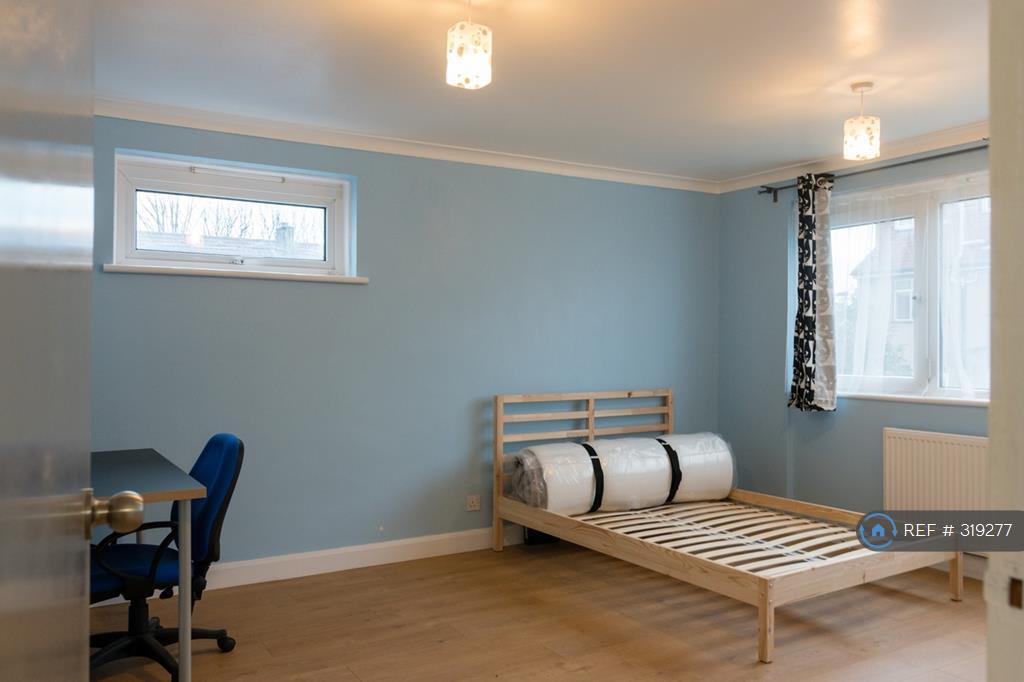 Buy or rent a property | Globe Road, London E15 1RF
