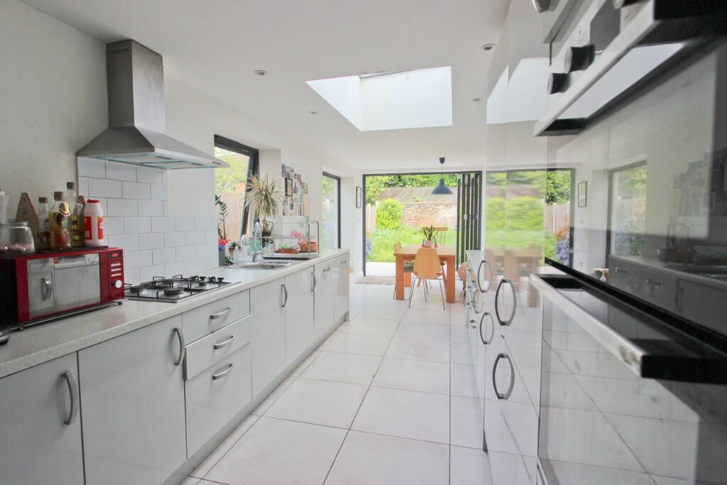 Buy or rent a property | St. James Road, London E15 1RN