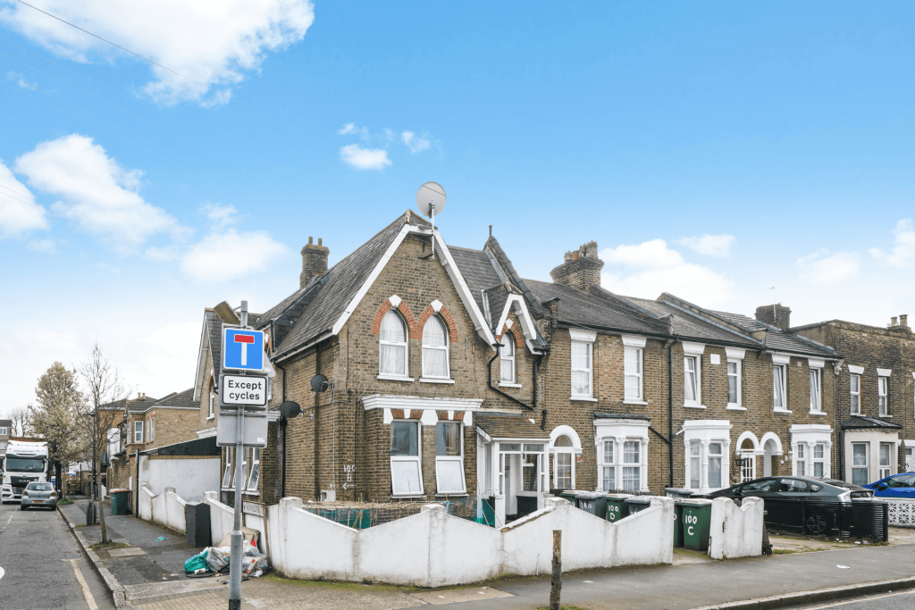 Buy or rent a property | Gurney Road, London E15 1SL
