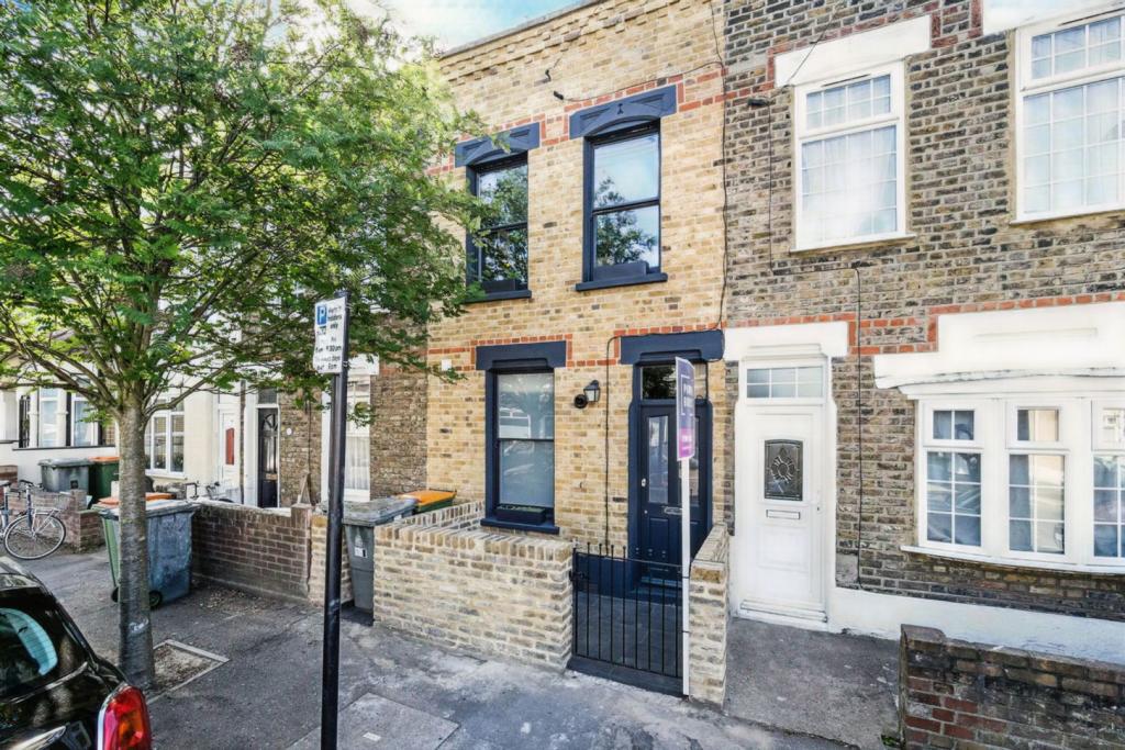 Buy or rent a property | Trevelyan Road, London E15 1SU